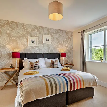 4 Bed In Ennerdale Bridge Sz308 * Cleator